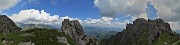 40 Torrioni, pinnacoli, guglie sulla cresta per cima Monte Alben